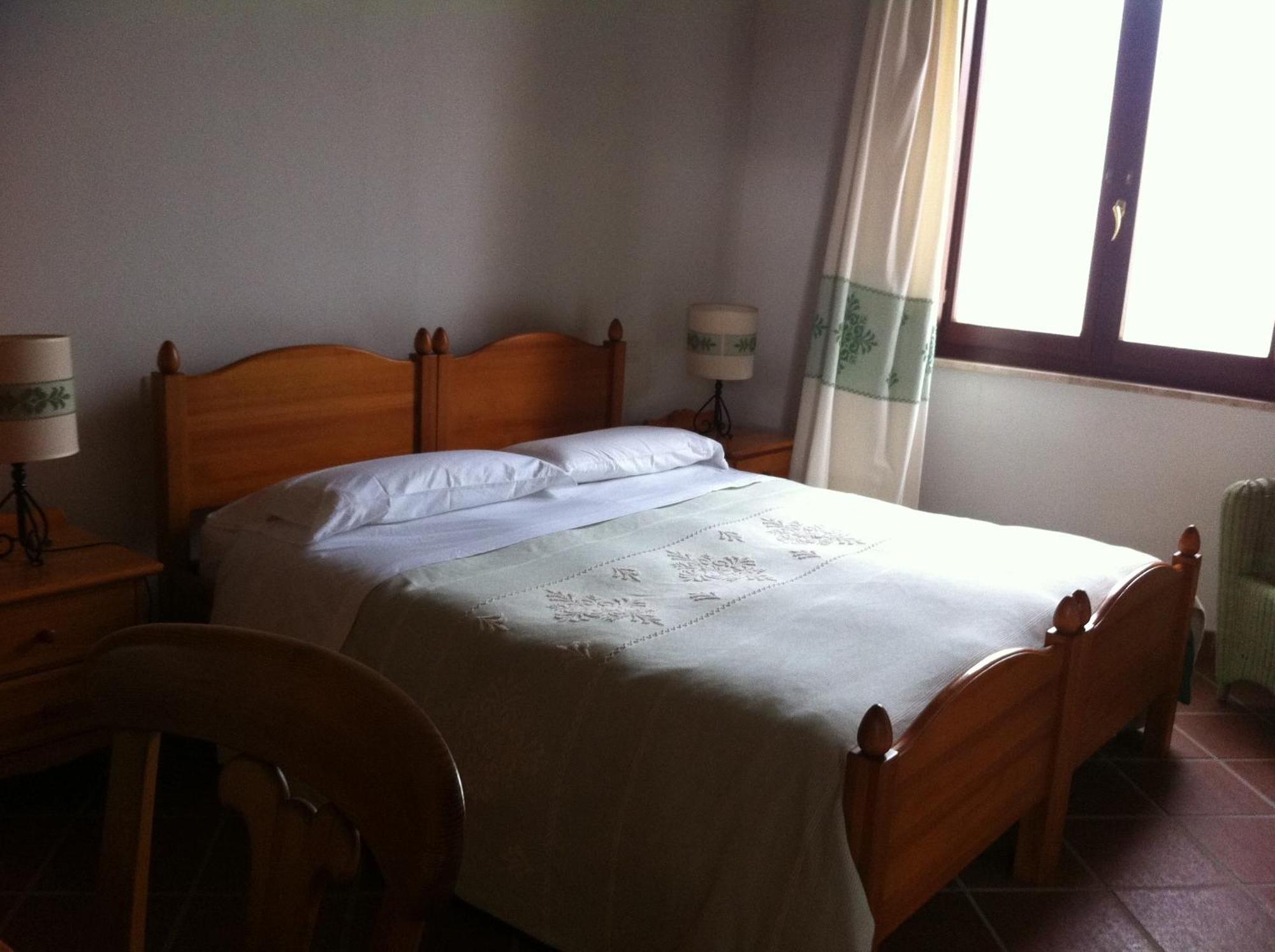 Hotel Su Nuraxi Barumini Room photo